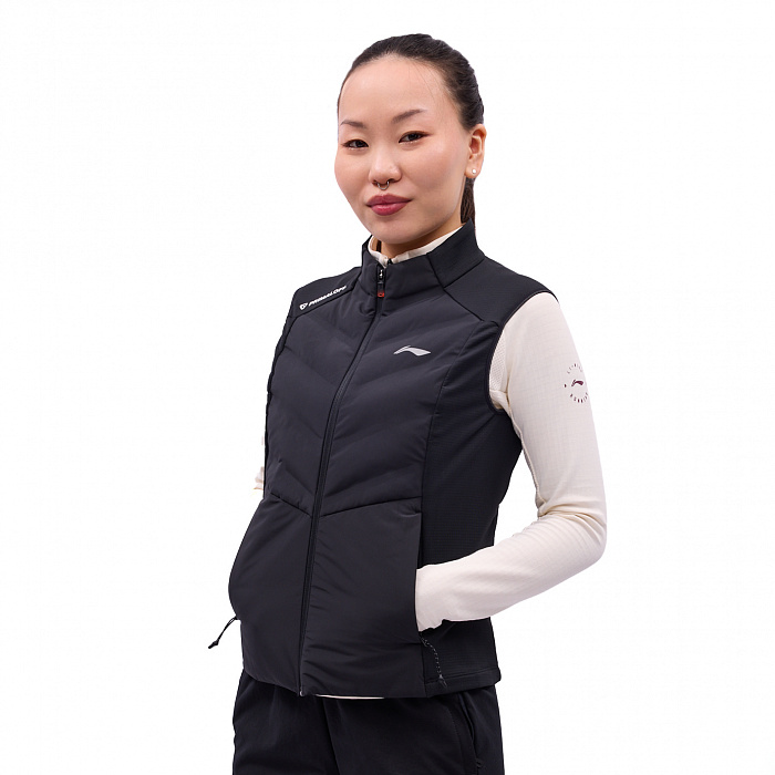 AMMV022-1 Жилет Jogging черный